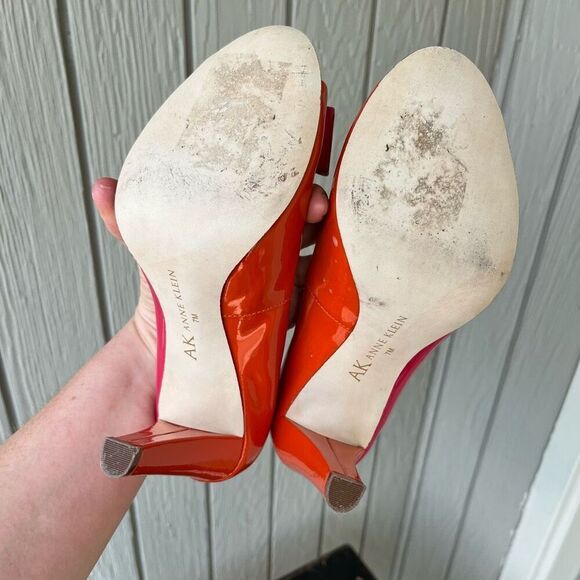Anne Klein Foxie Pink Orange Patent Bow Heels SZ 7 Peep Toe Pumps - Picture 5 of 12